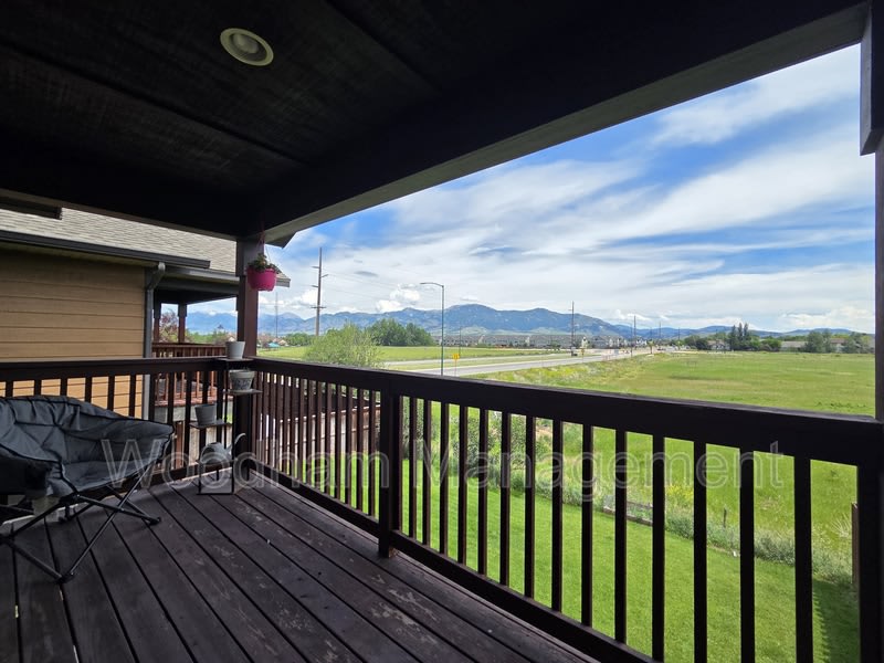 1256 Meagher Avenue – photo 1