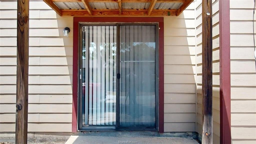 1004 Verde Drive – photo 2