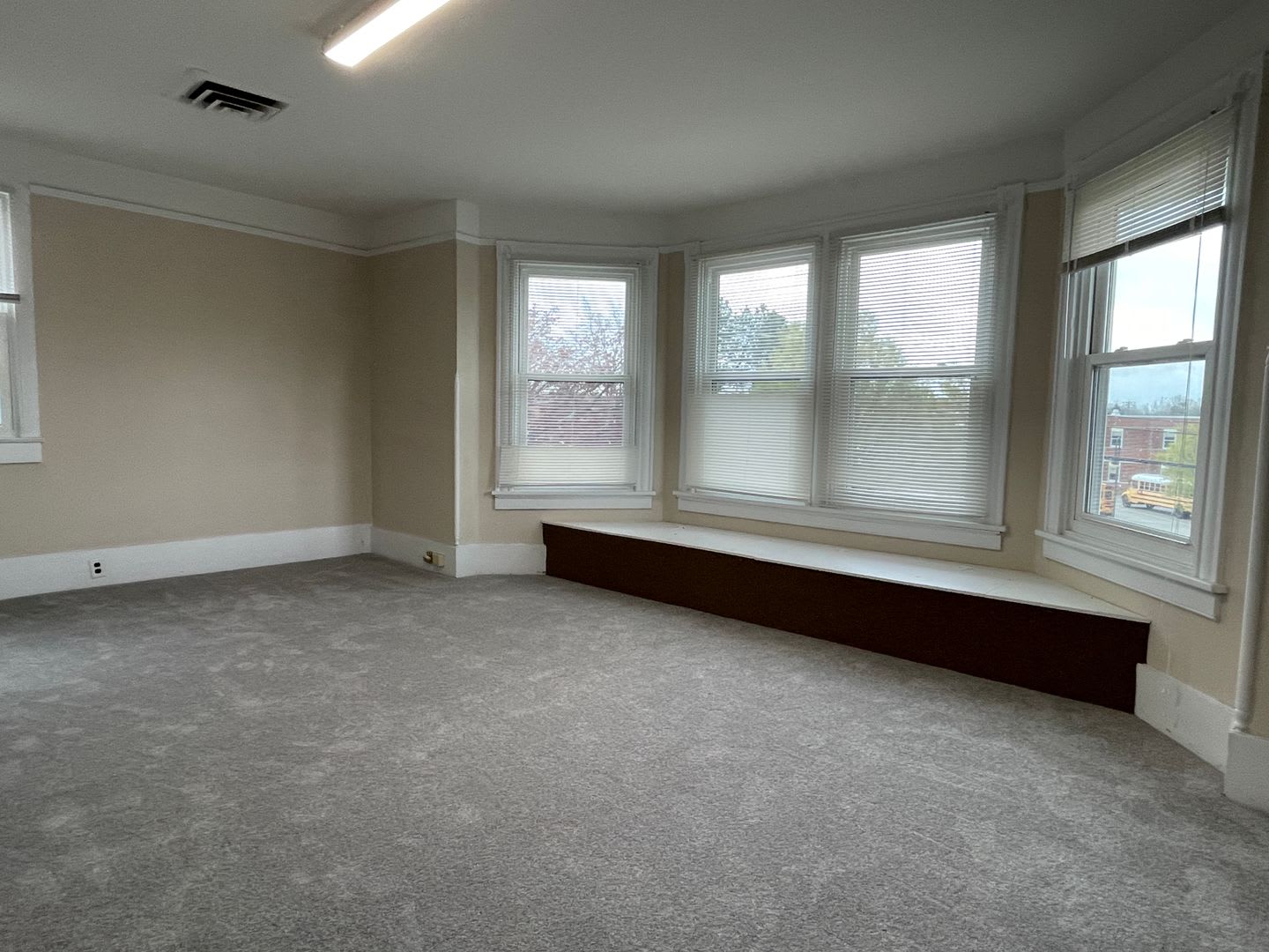 Unique Midlothian Apartment – photo 3