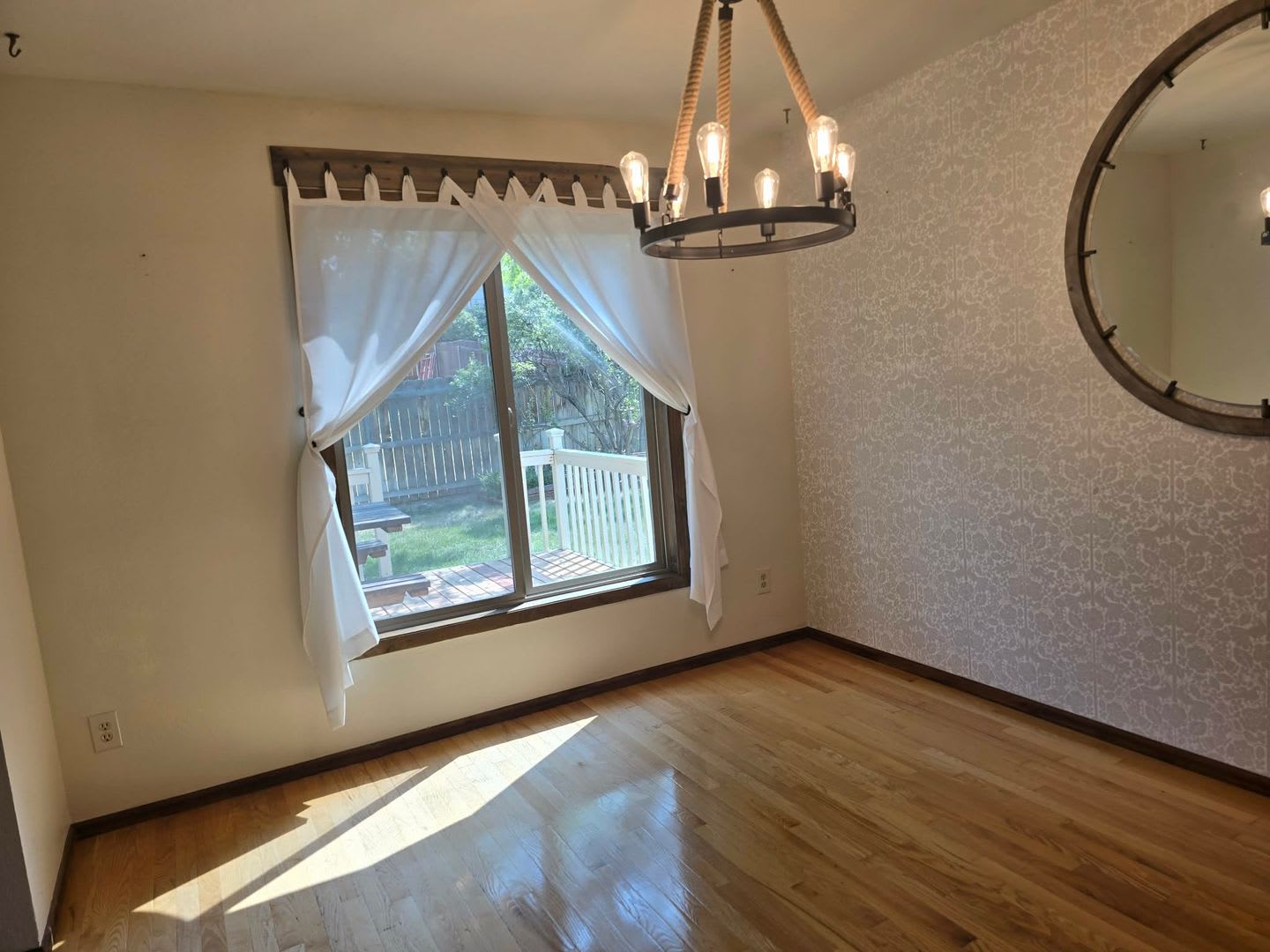 3 Bed 1 5 Bath Contemporary Two Story On Corner Lot – photo 4