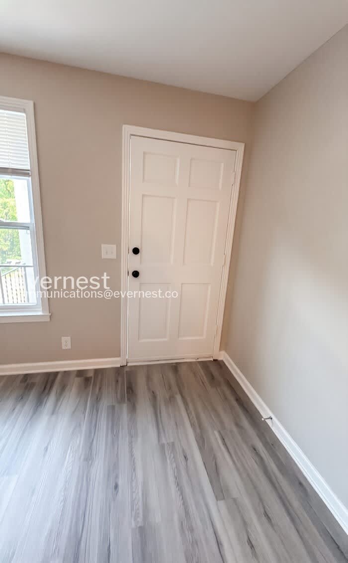 483 Ellenwood Drive – photo 2