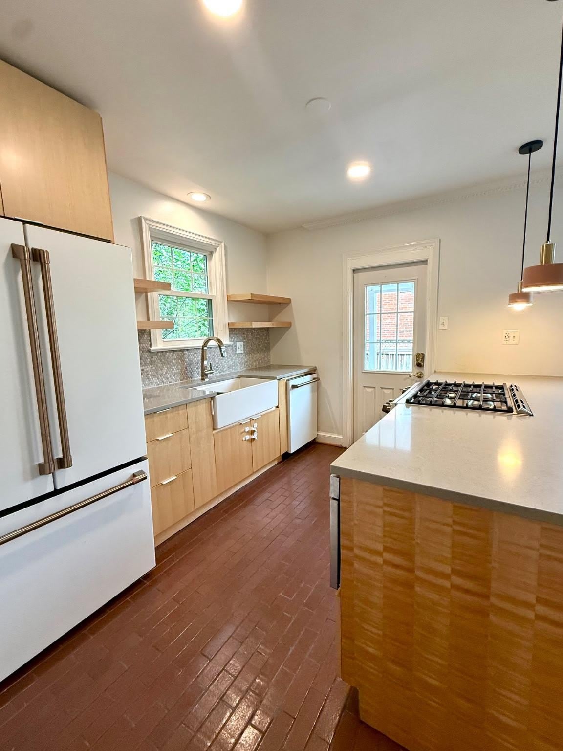 9116 FLOWER Avenue – photo 5