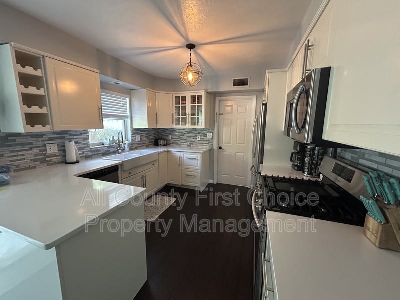 12731 82nd Ave N – photo 4