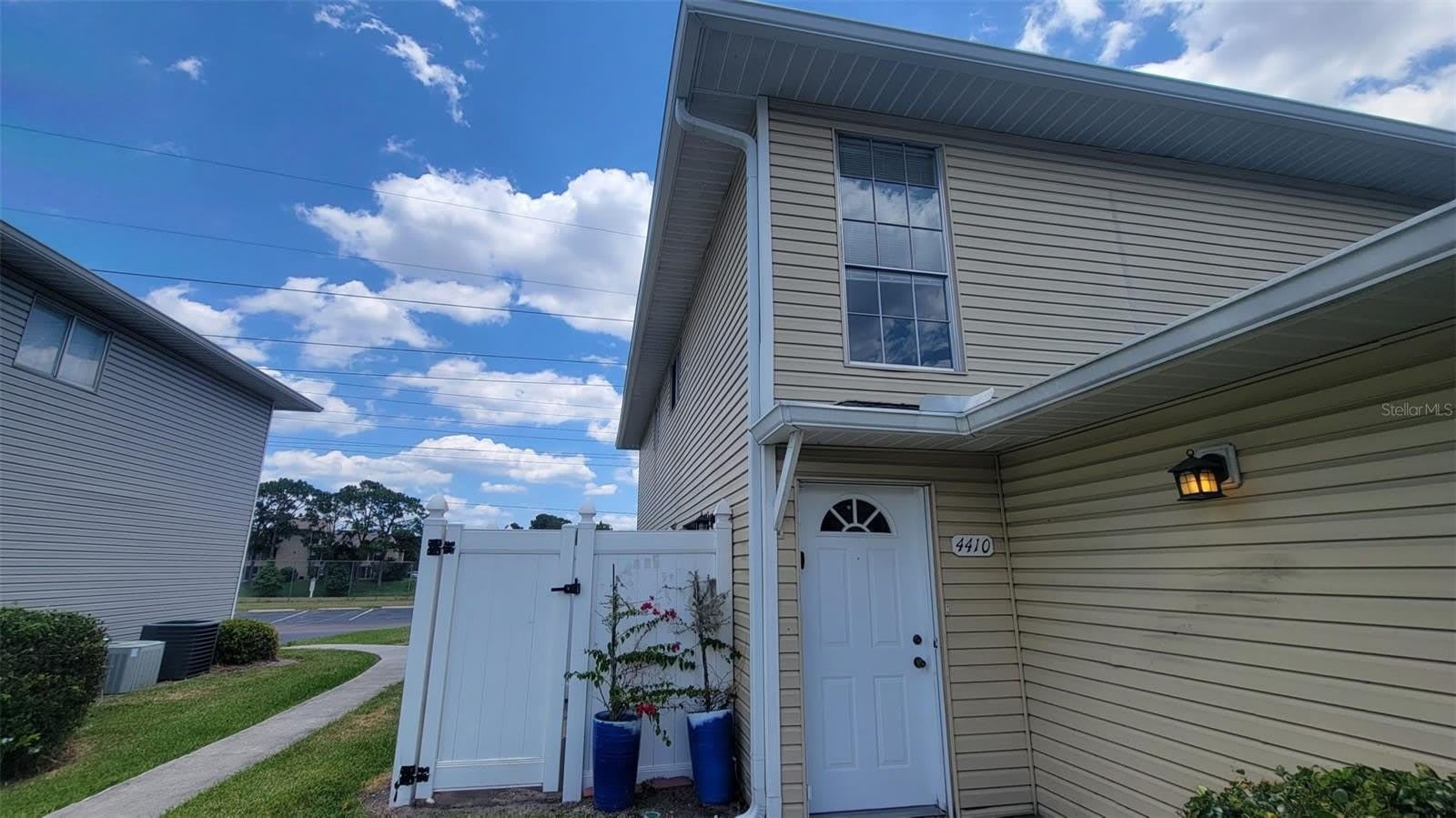 4410 SHADOW CREST Place – photo 1