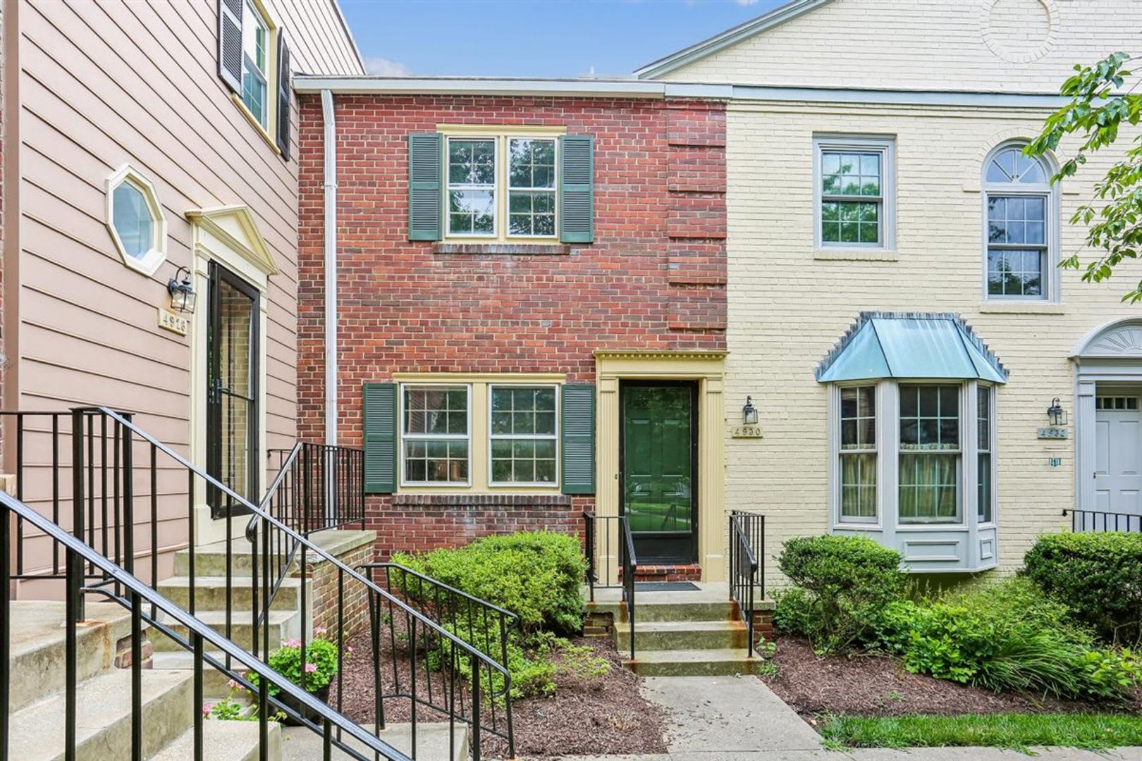 Great 2BR 2BA in Highly Sought Kenwood Forest Community near Downtown Bethesda – photo 1