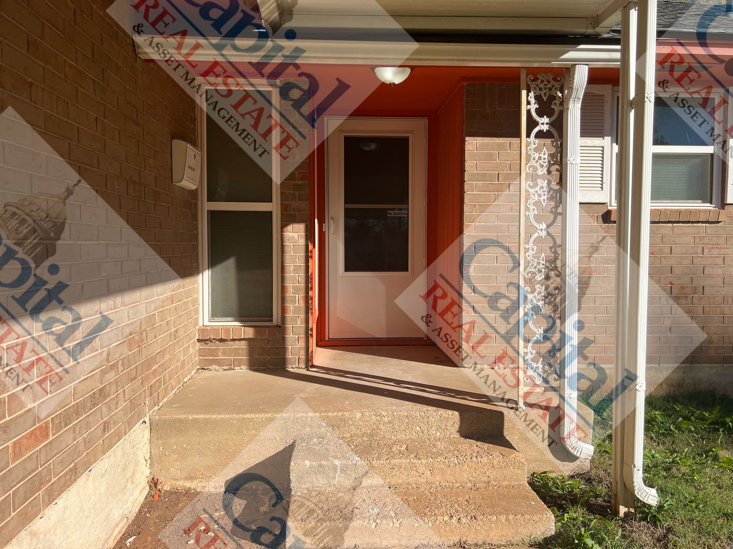 Charming Moore Home – photo 4