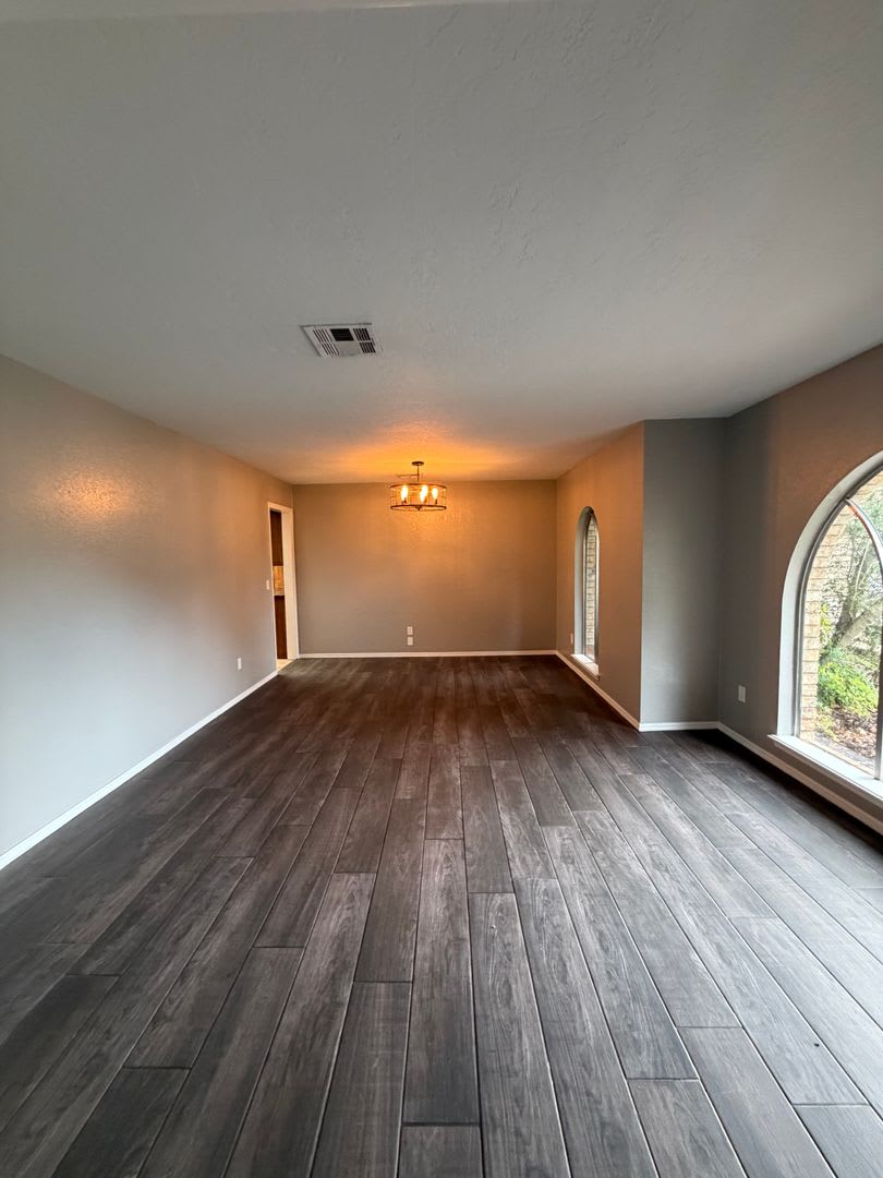 Newly Updated Granite Counters 4 Bd 3 Ba Spacious – photo 5