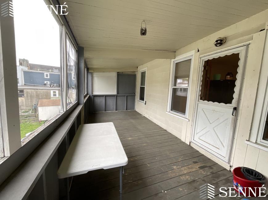10 Seventh St. – photo 4