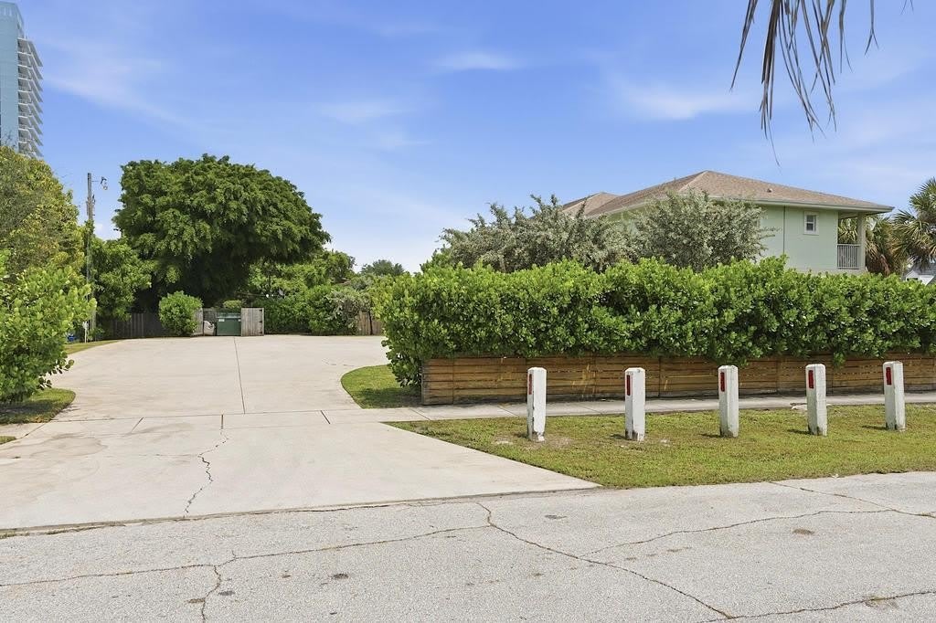 105 2nd Street – photo 3