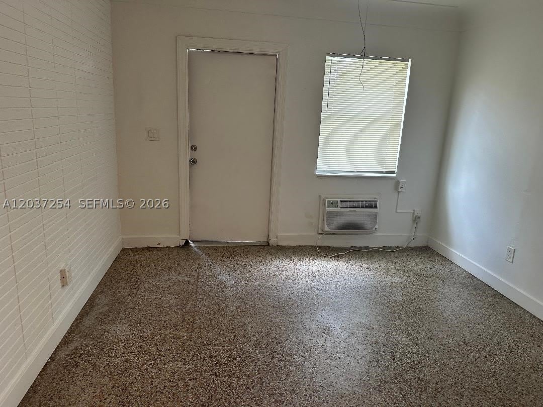 186 Nw 1St St – photo 2