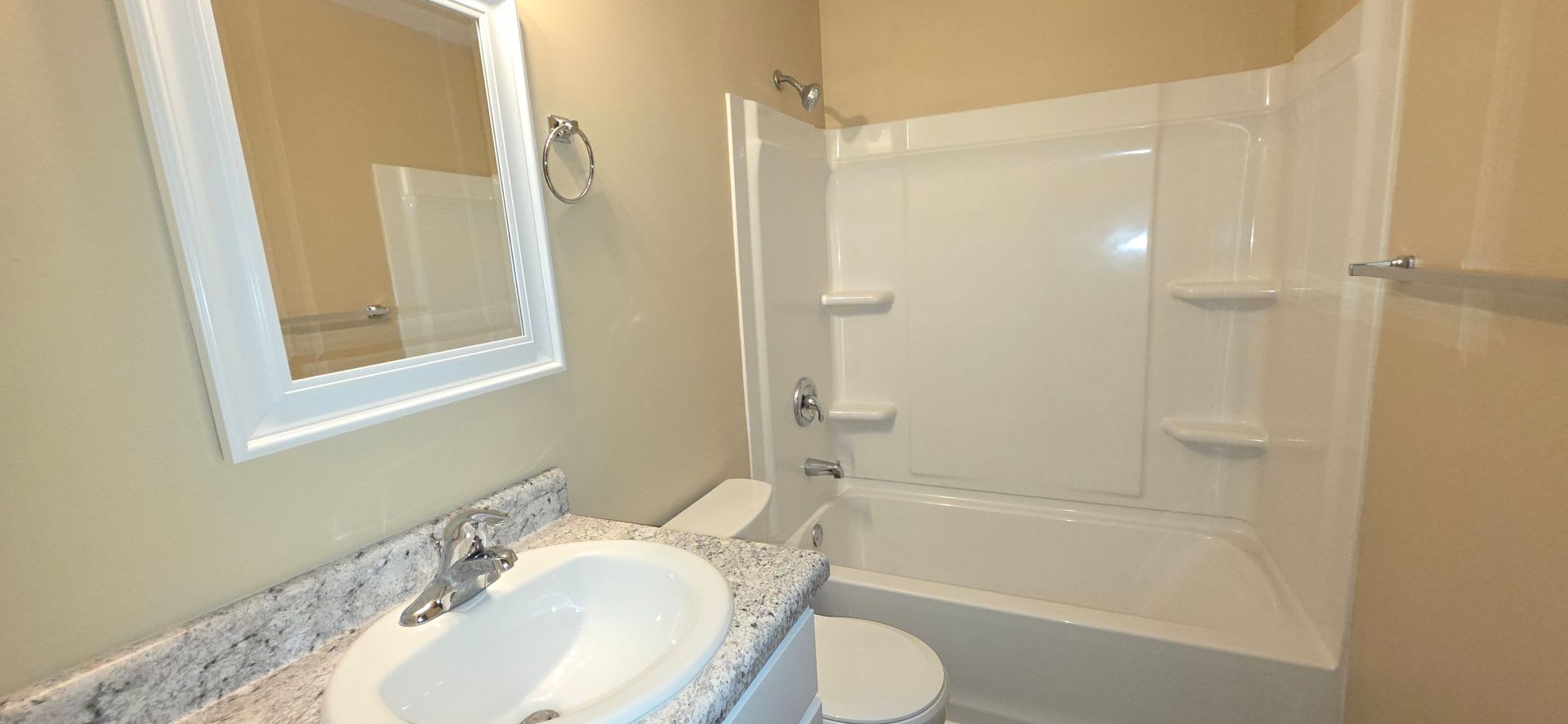 Totally Updated 2 Bedroom 1 Bath Home 825 – photo 4