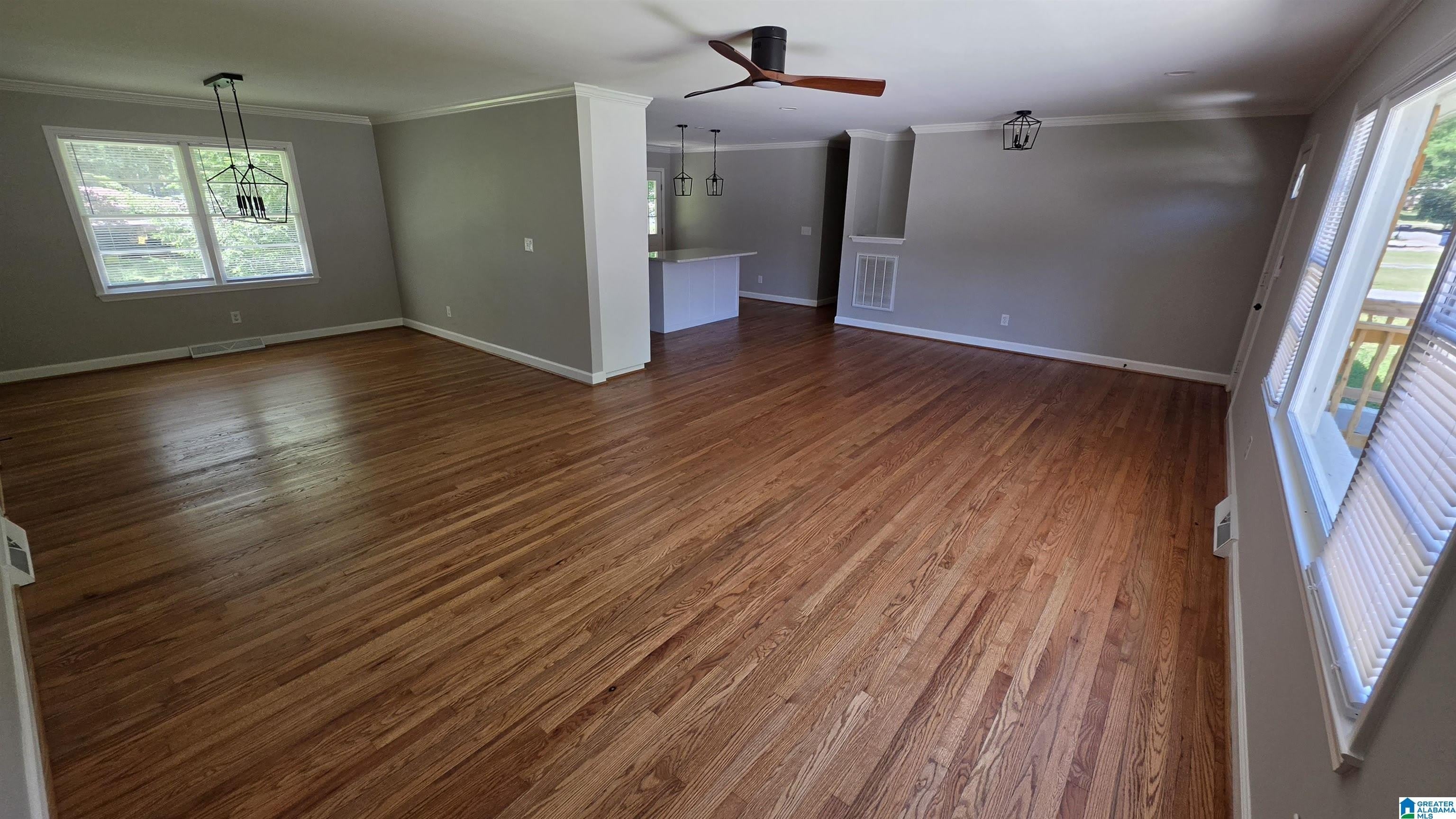 955 3RD AVENUE – photo 4