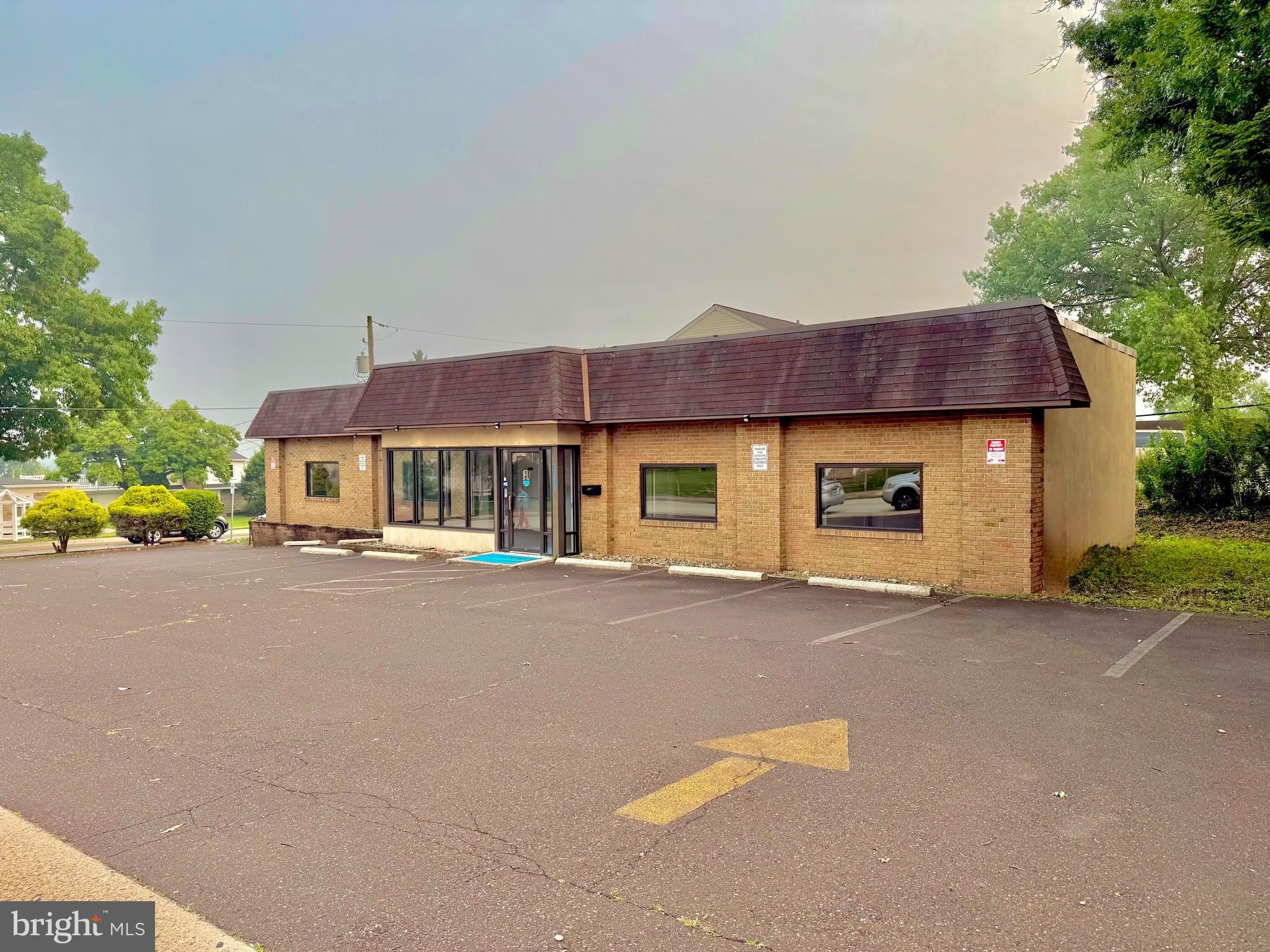 326 N MAIN Street – photo 3