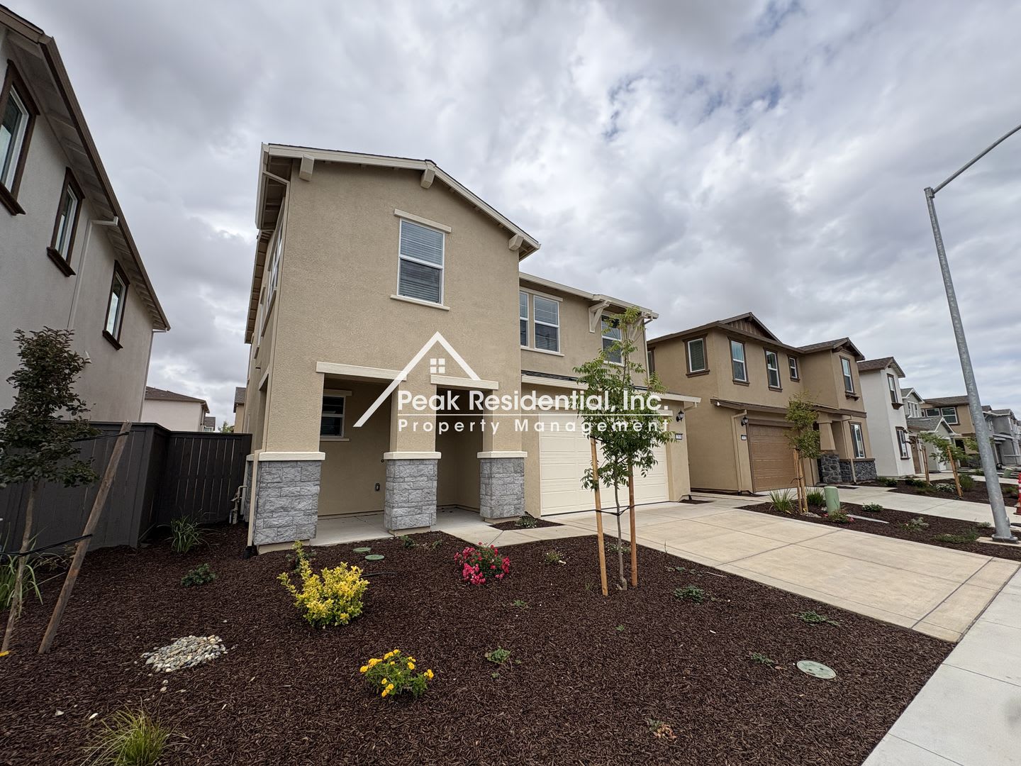 Brand New 3bd/2.5 Rancho Cordova Home With Loft-Must See! – photo 3