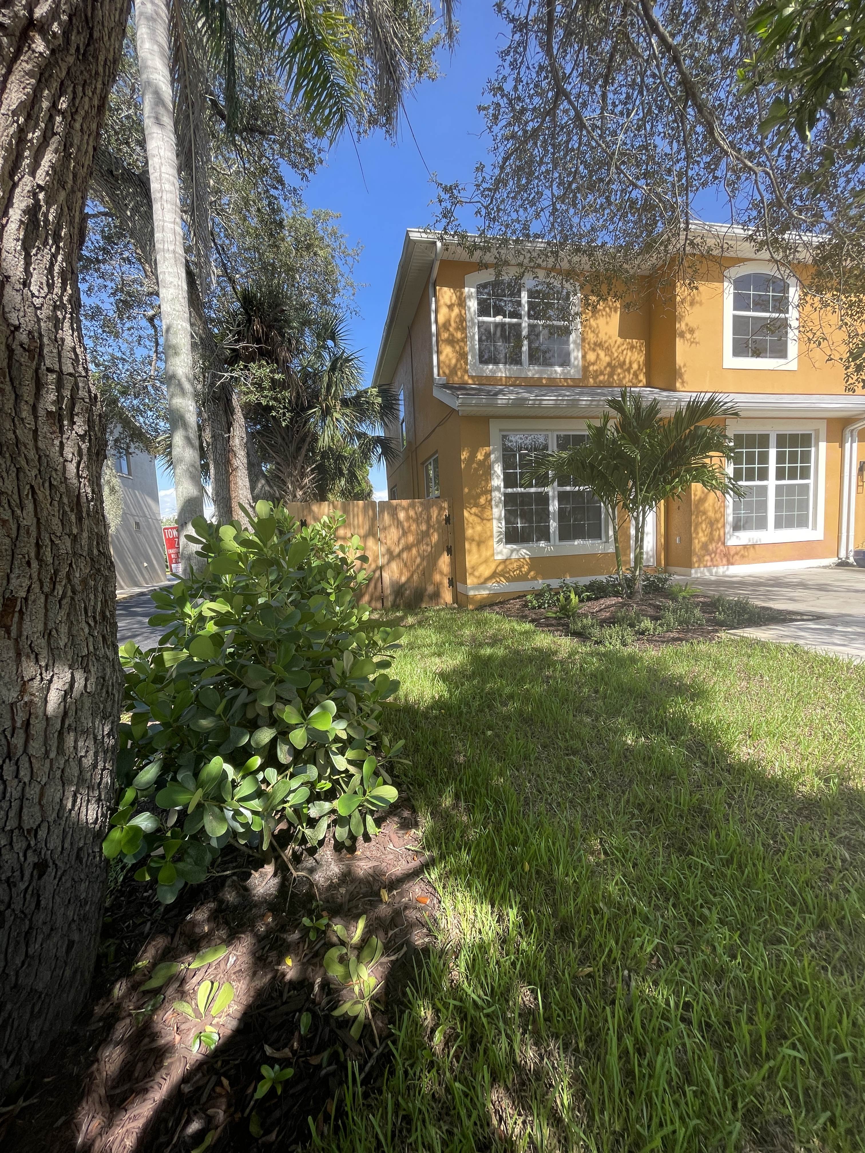 123 Kenwood Ave – photo 4