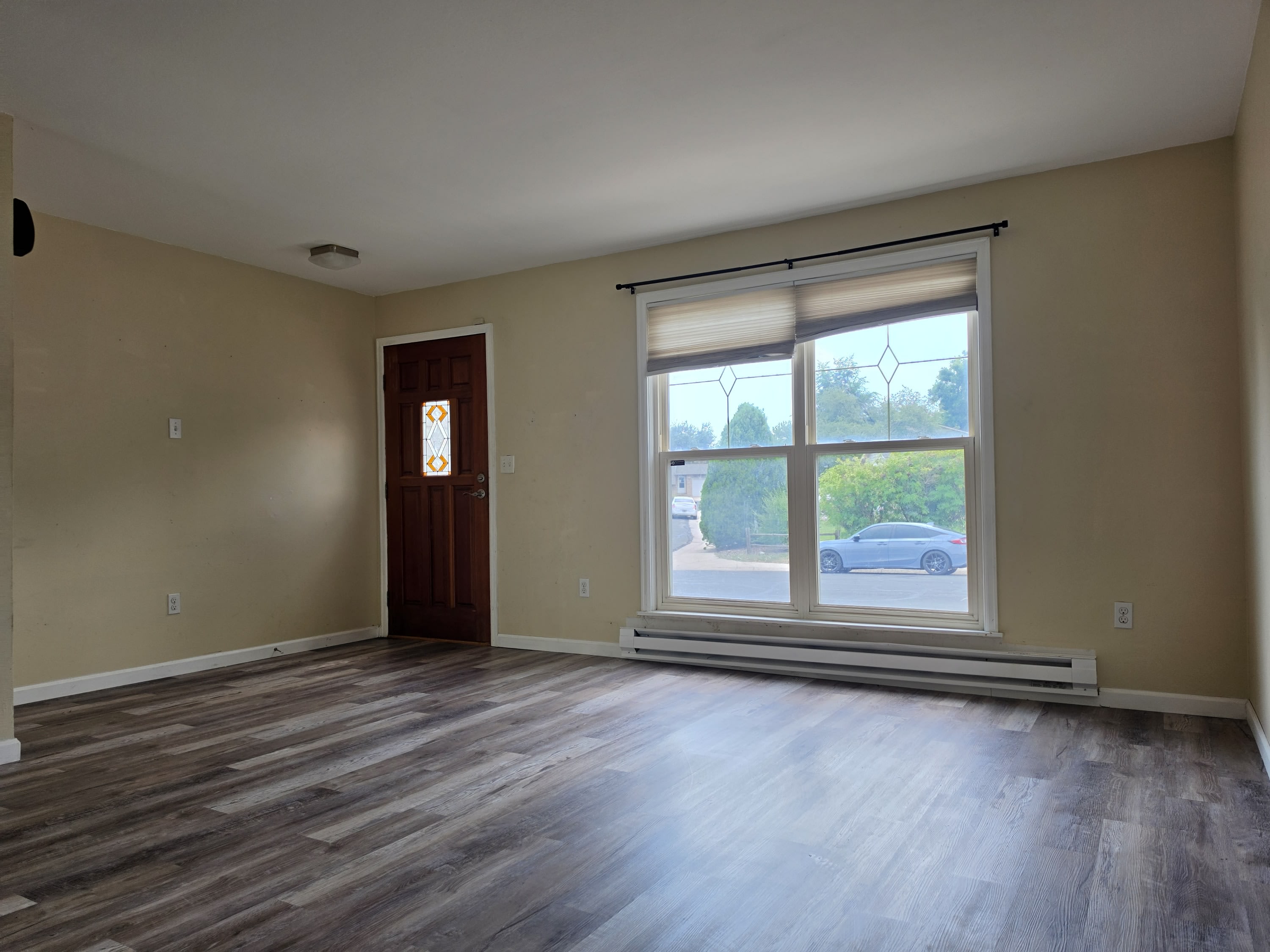 11186 Forest Ave – photo 5