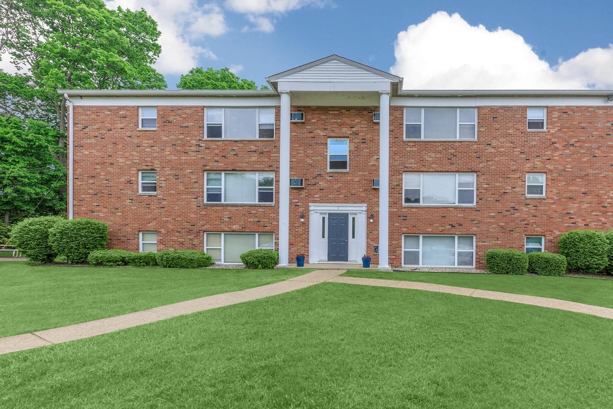 Nobb Hill Apartments – photo 3
