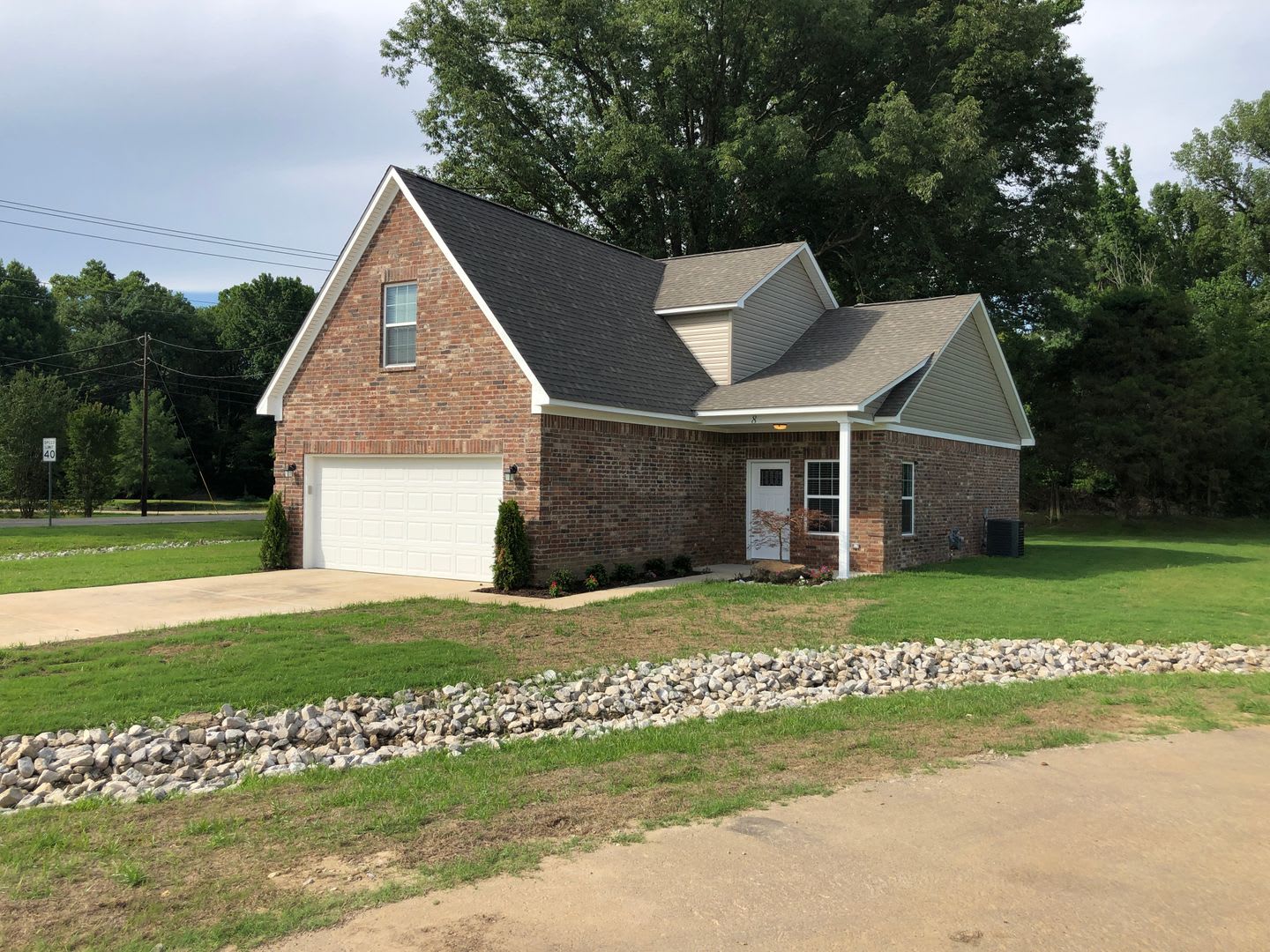 4 bedroom in Atoka Built IN 2019 in Atoka TN – photo 1