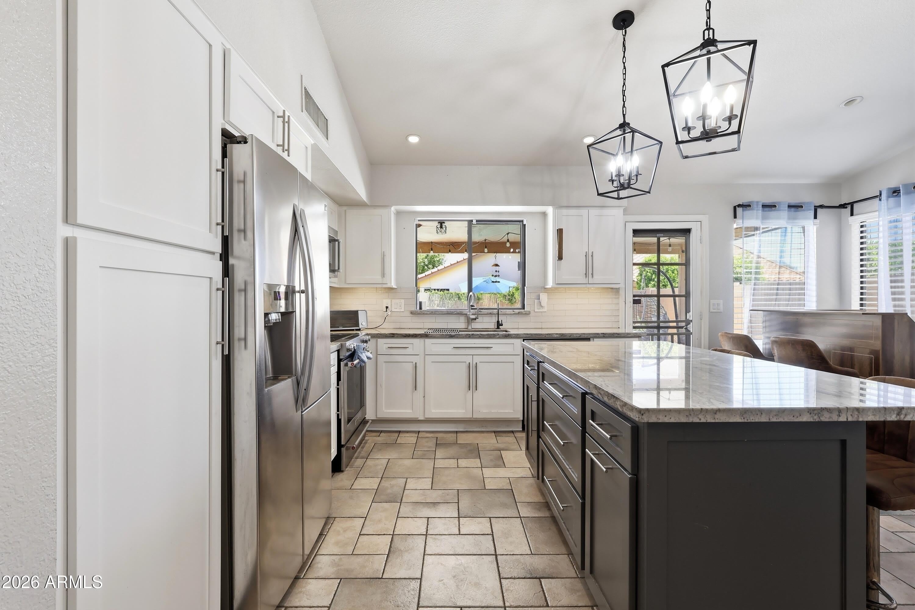 8875 S ASH Avenue – photo 5