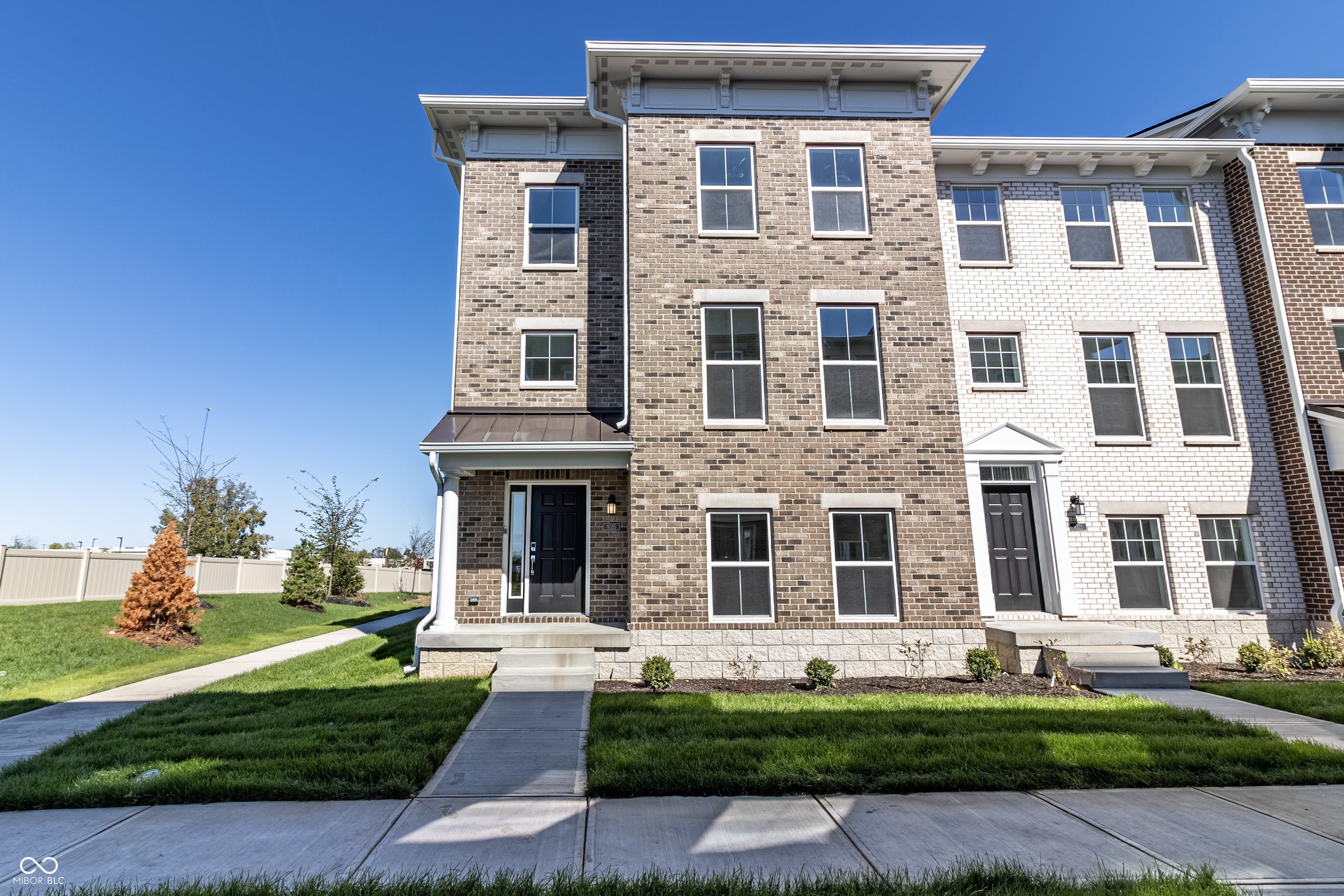 9315 Benton Drive – photo 2