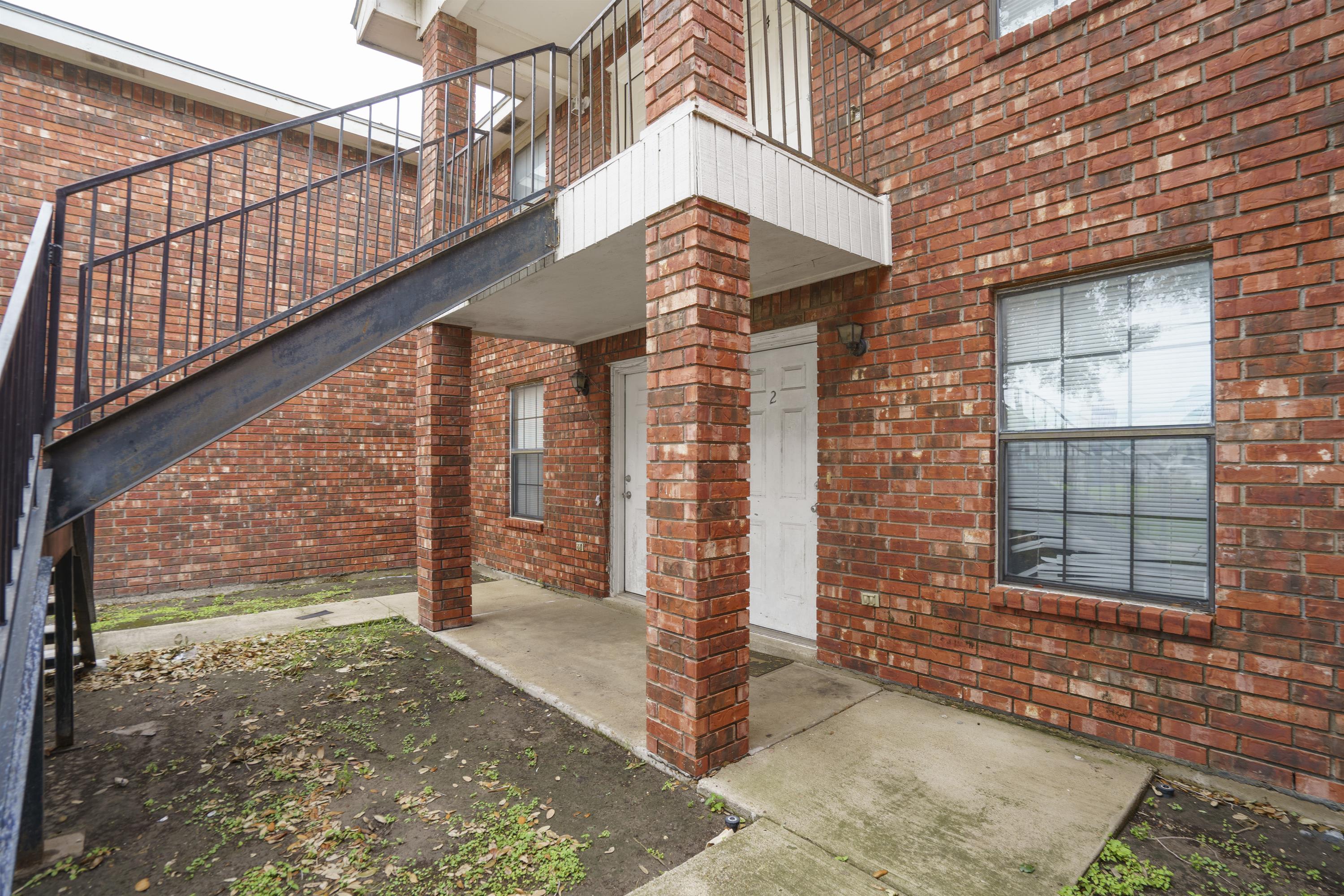 1918 Angus Street -3 – photo 3