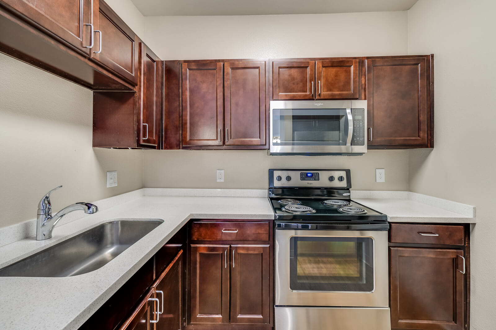 Pavona Apartments – photo 1