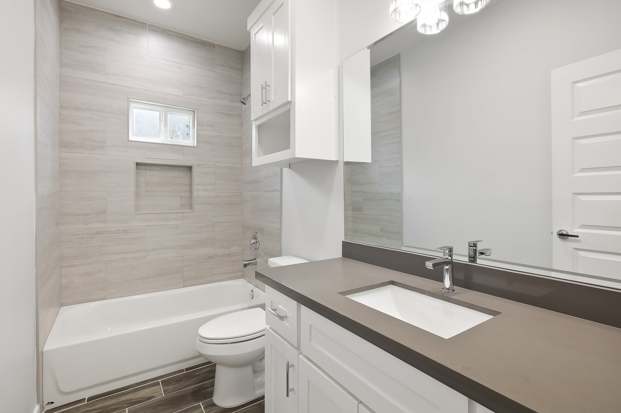 1907 West Violet Drive – photo 2