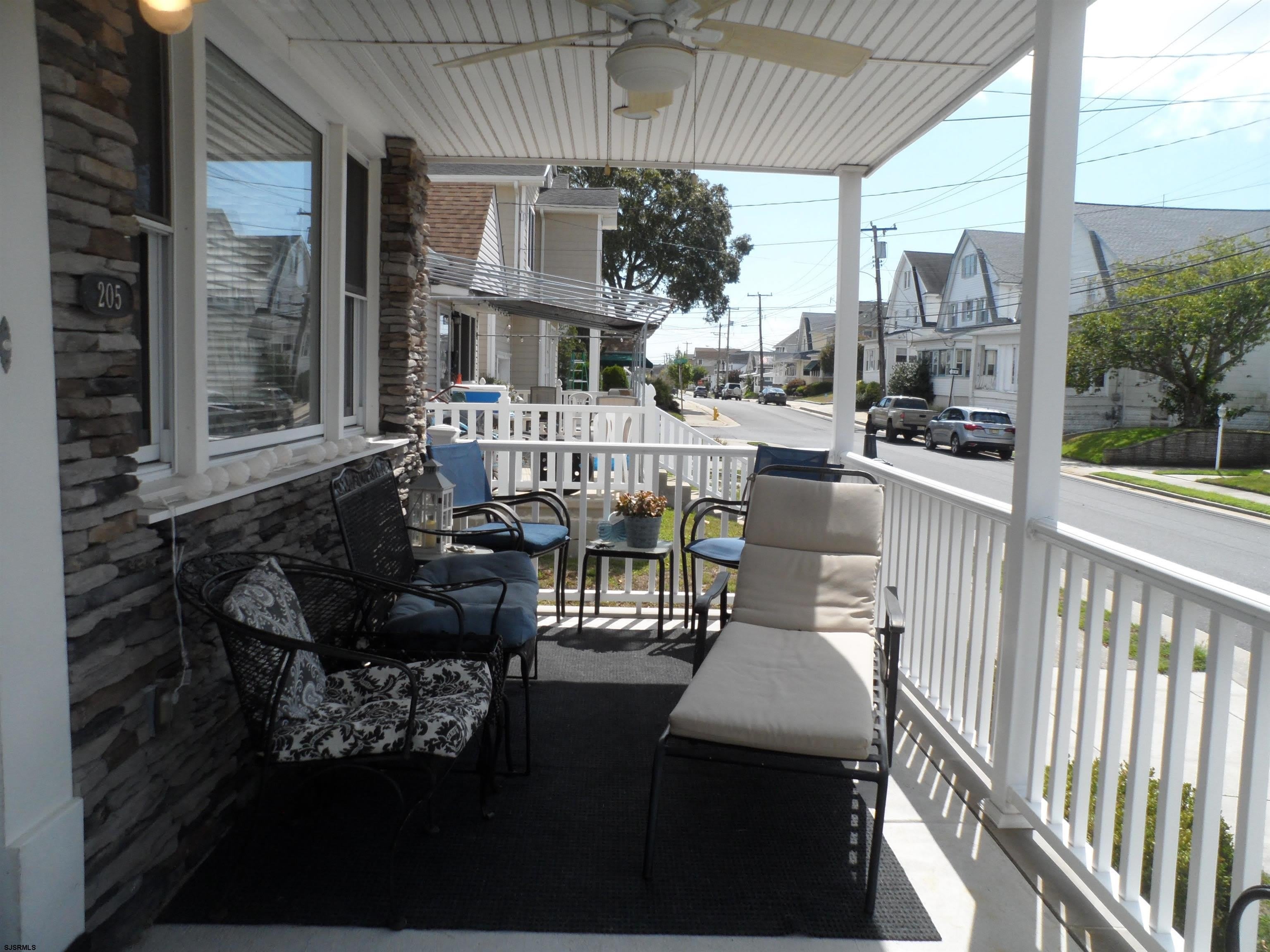 205 N Essex Ave – photo 4