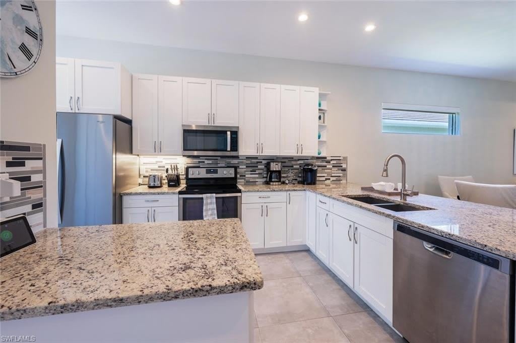 2737 Linda Dr – photo 2
