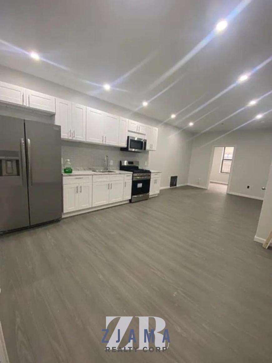 513 Coney Island Avenue – photo 4