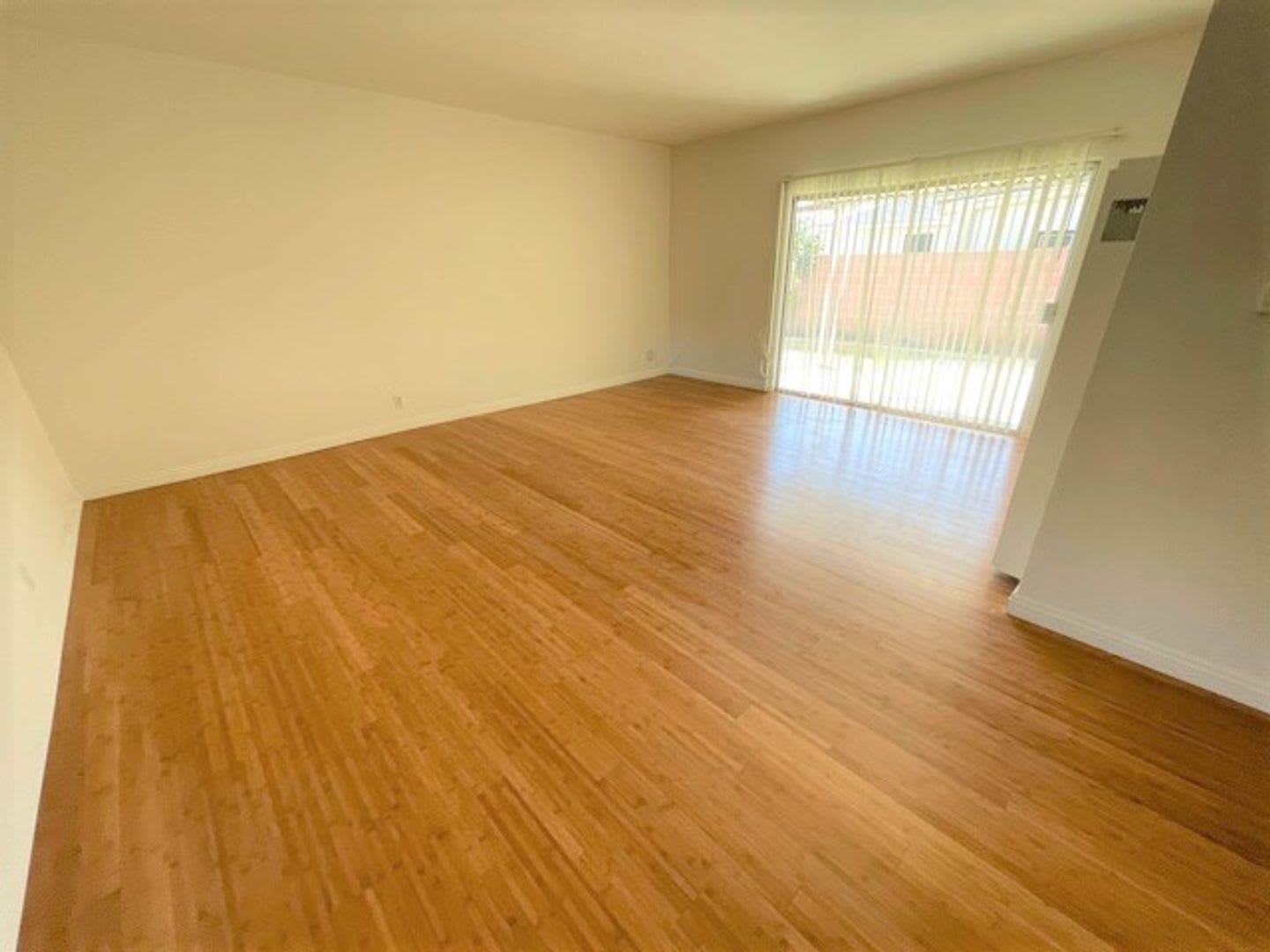 Spacious 3Br 2Ba Home In Lakewood – photo 3