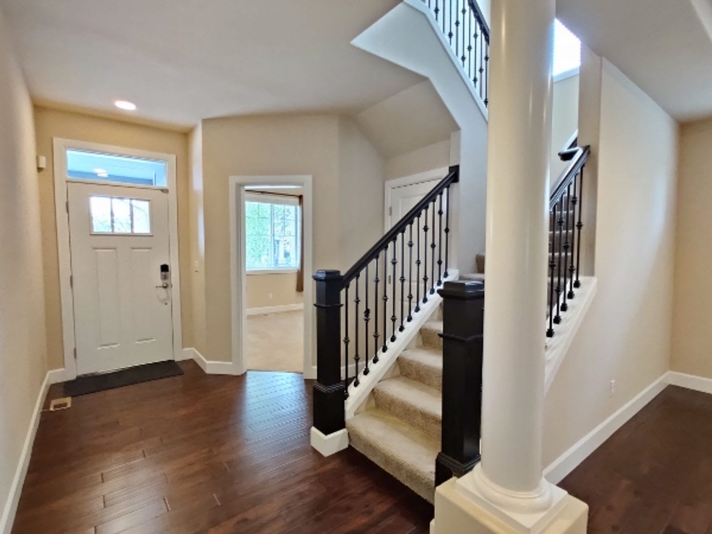 Beautiful Tumwater Home 4 Bd Den Bonus Rm – photo 2