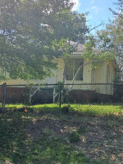 700 Summit Avenue – photo 1