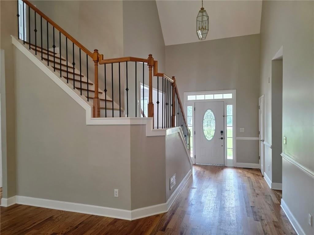 2257 Roseberry Lane – photo 2