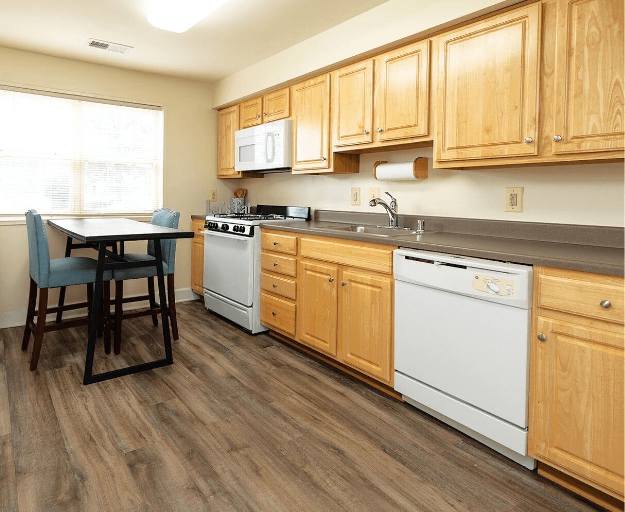 Kingston Townhomes – photo 2