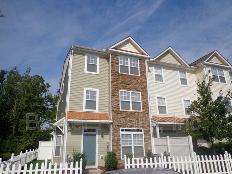 11711-100 Mezzanine Drive – photo 1