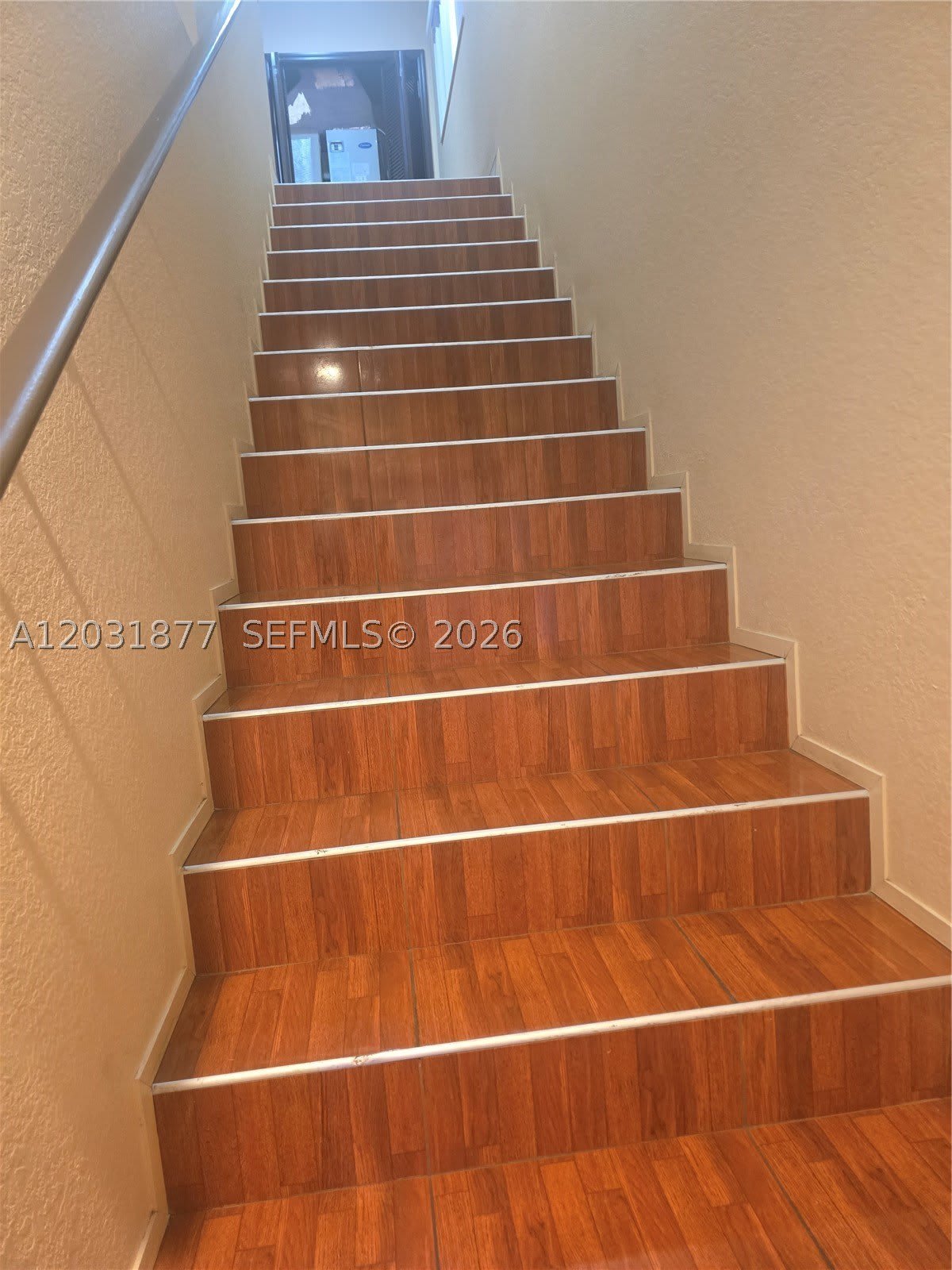 1461 SW 40th Ter – photo 4