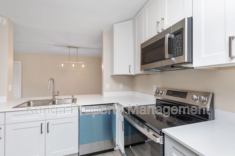 11419 NW 35 St – photo 4