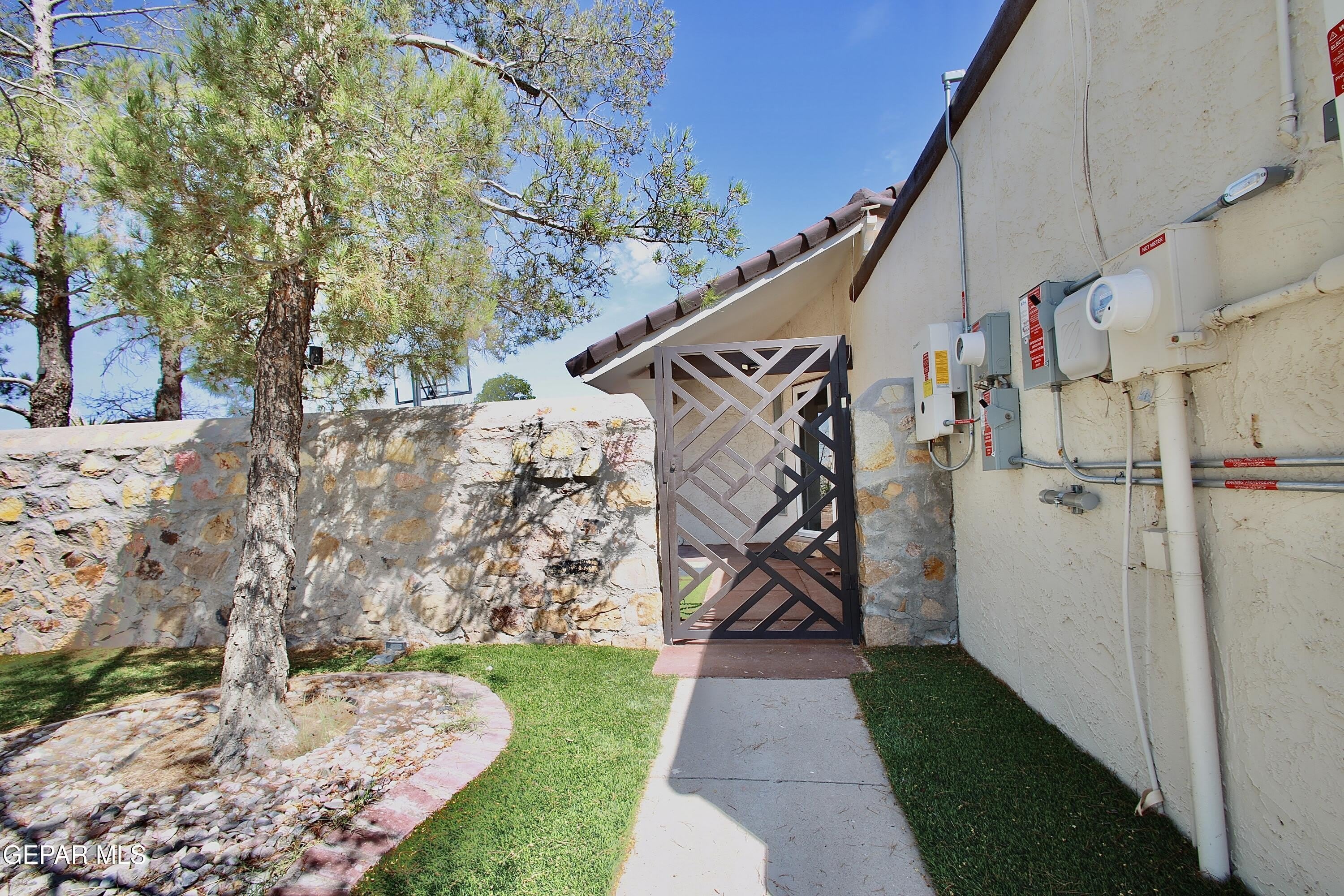 901 Tepic Drive – photo 4