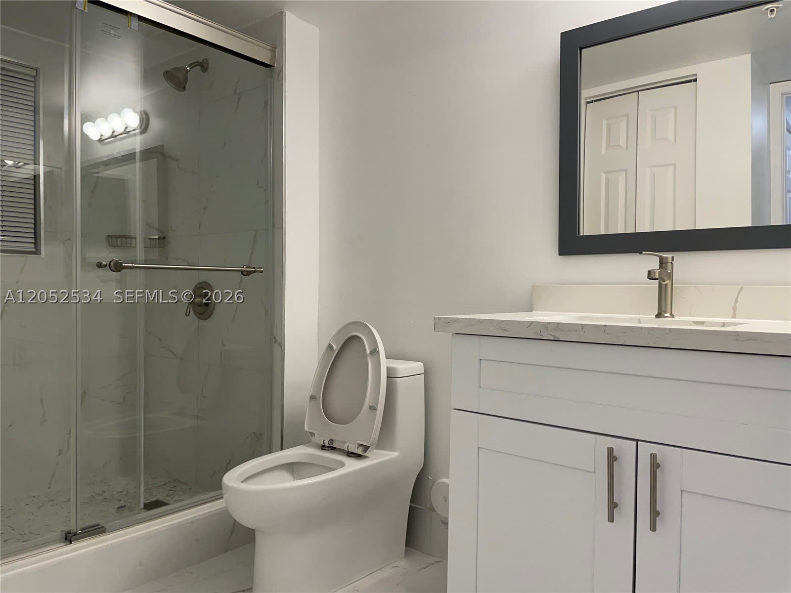 720 SW 111th Ave – photo 5