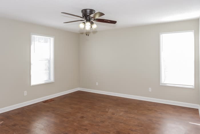 29902 Little Creek Road – photo 4