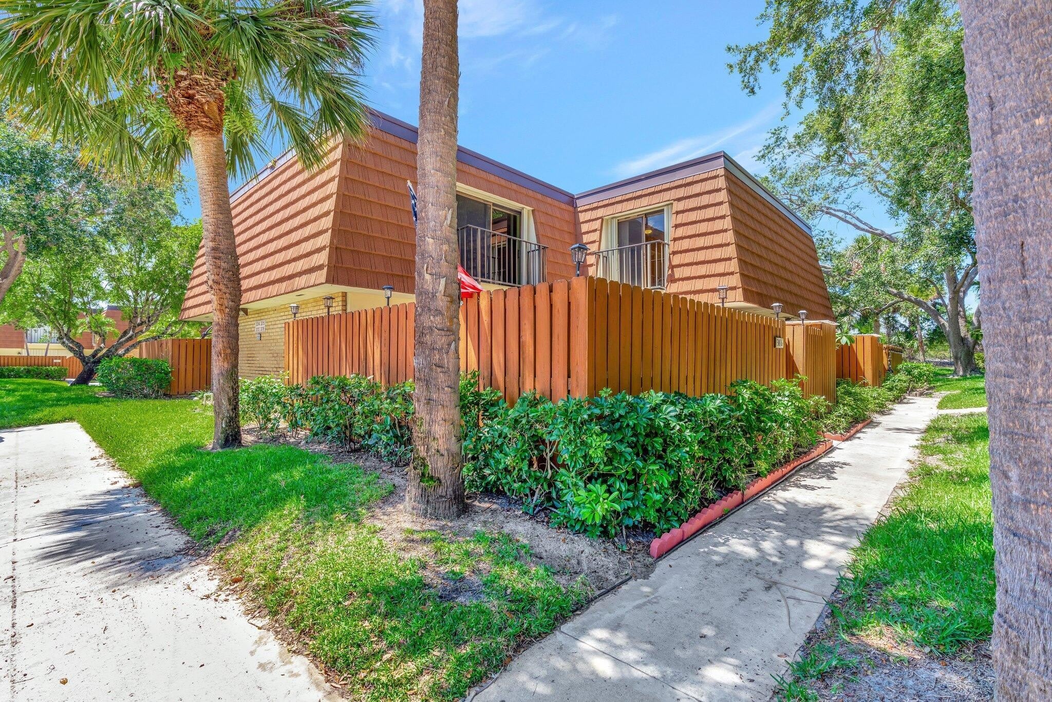 3016 30th Court – photo 1
