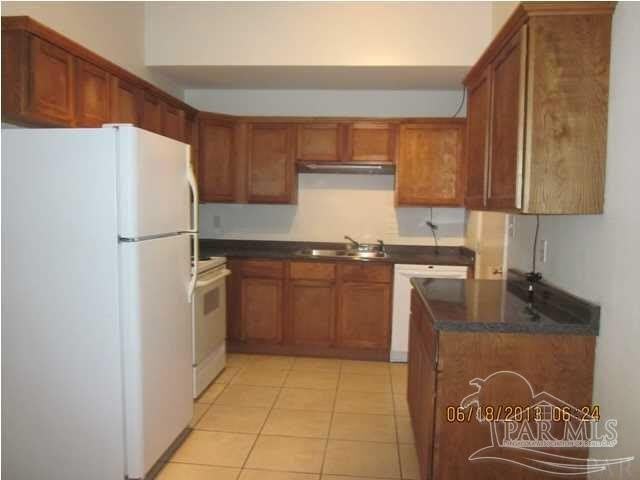 3428 Riverside Dr – photo 2
