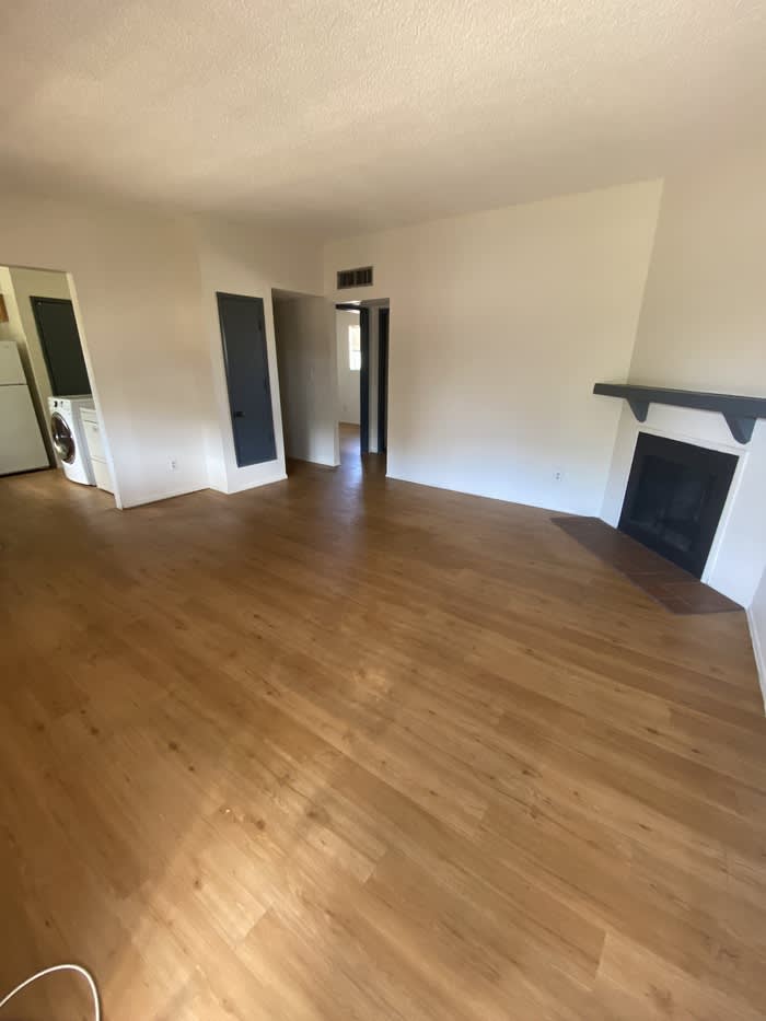 610 East Lester Street – photo 1