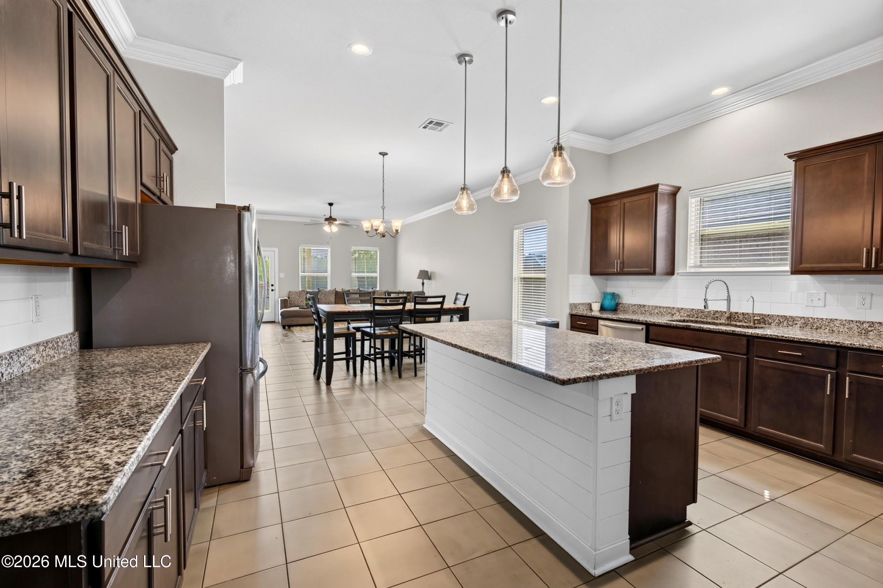 16463 Millsaps Avenue – photo 4