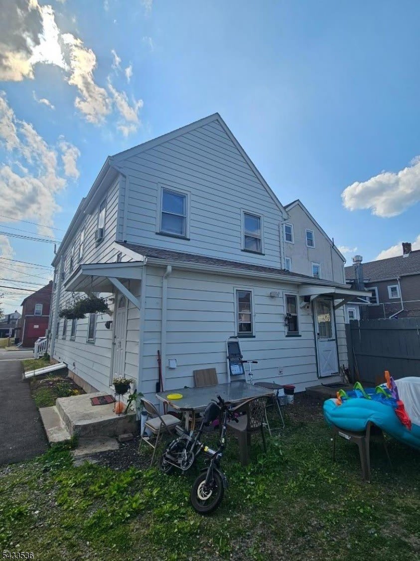 38A Thompson St – photo 2