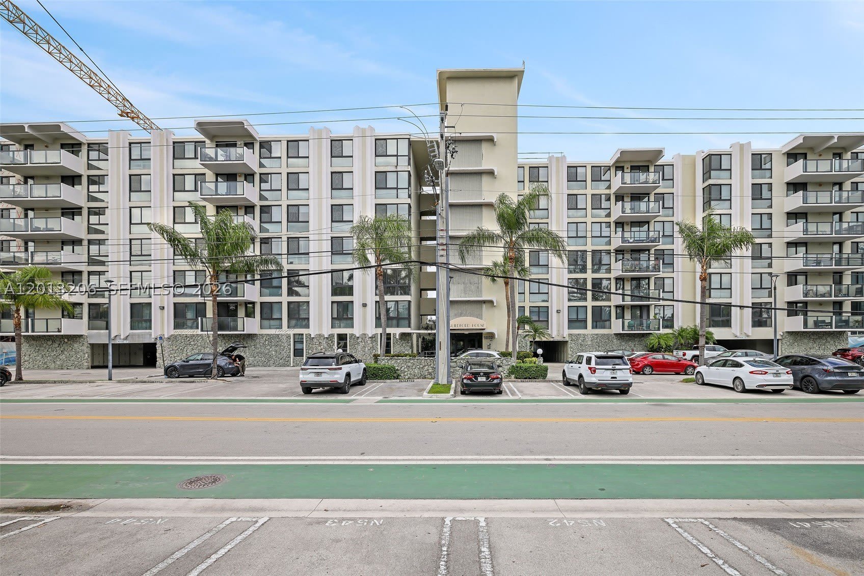9800 W Bay Harbor Dr – photo 1