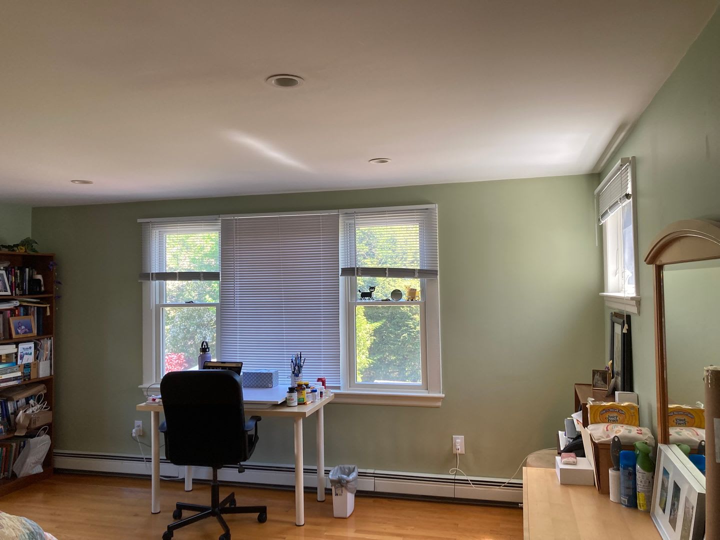 Huge single family house in a prime location in Newton! – photo 3