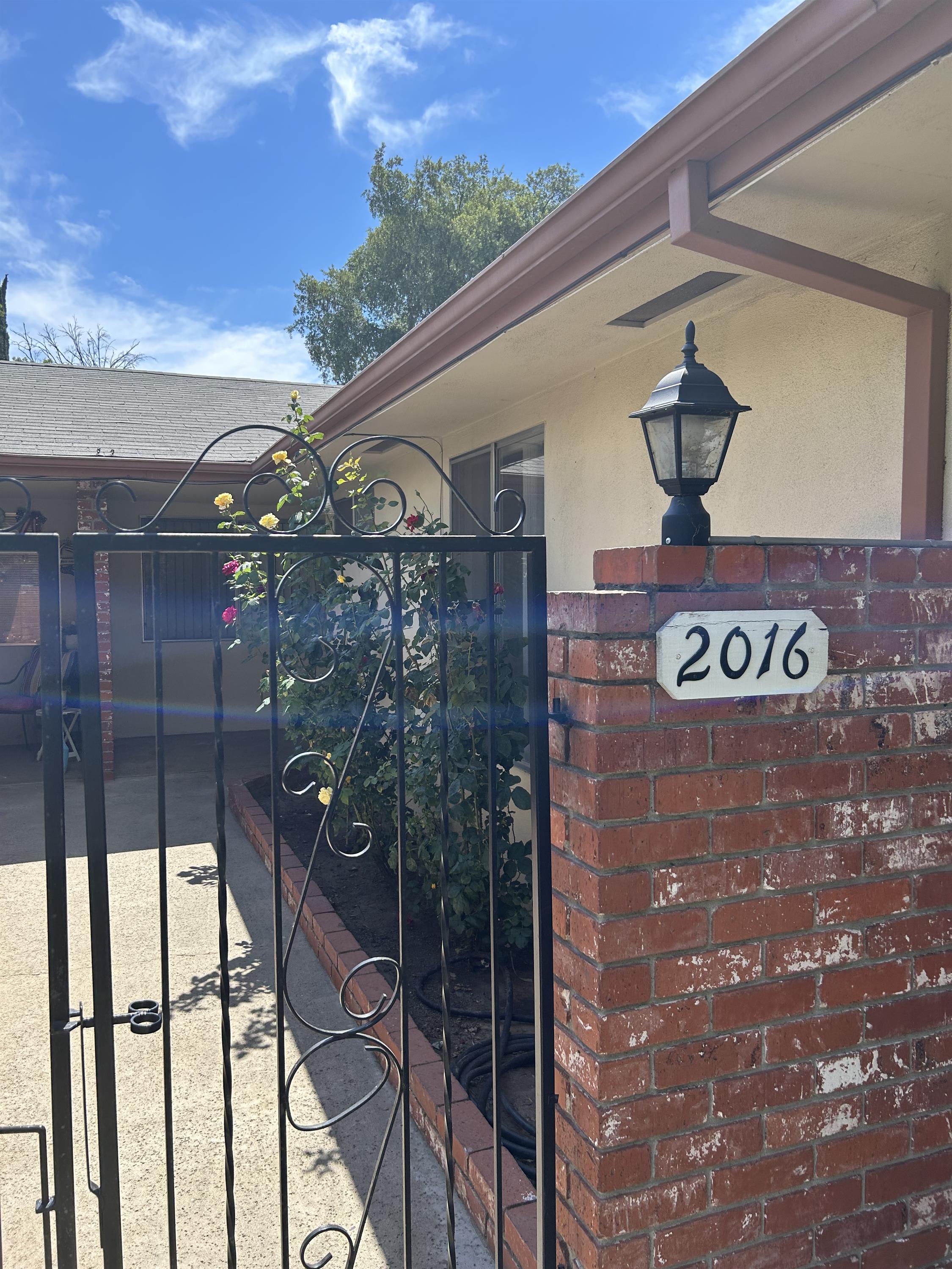 2016 Rose Avenue – photo 3