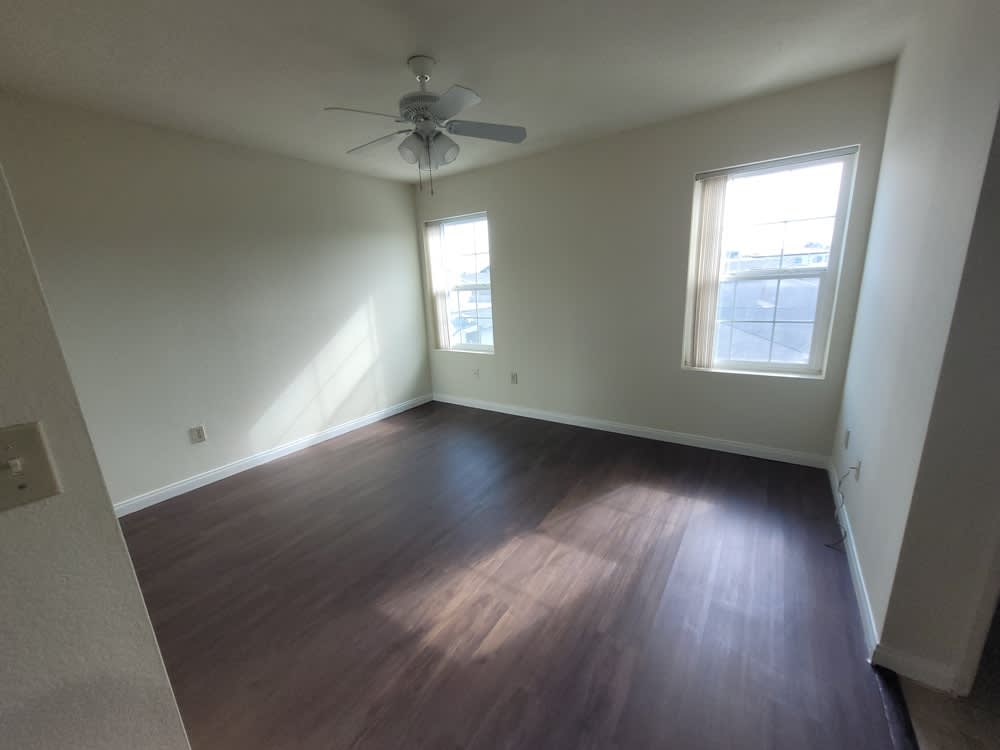 7541 Washington Drive – photo 2
